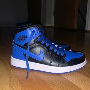 Authentic Air Jordan 1 ‘Hyper Royal’